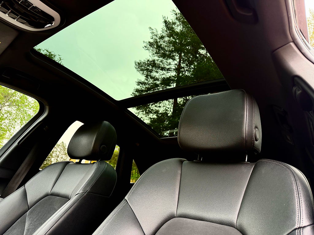 Porsche Macan PDK Base|Sport Chrono|21"|Värmare|CarPlay|BOSE|Panorama