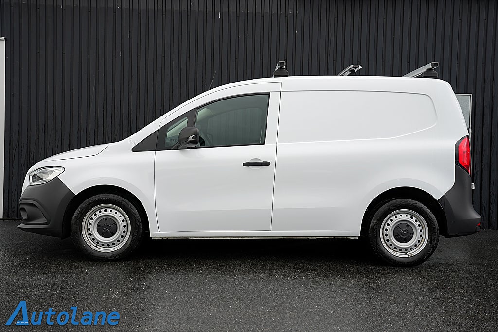 Mercedes-Benz Citan 110 CDI DCT CarPlay,Dragkrok,Kamera,Innredning 95hk