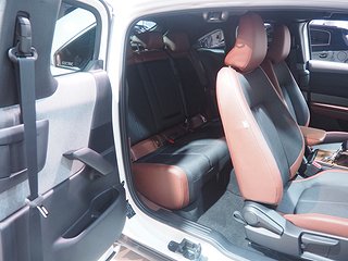 SUV Mazda MX-30 8 av 21