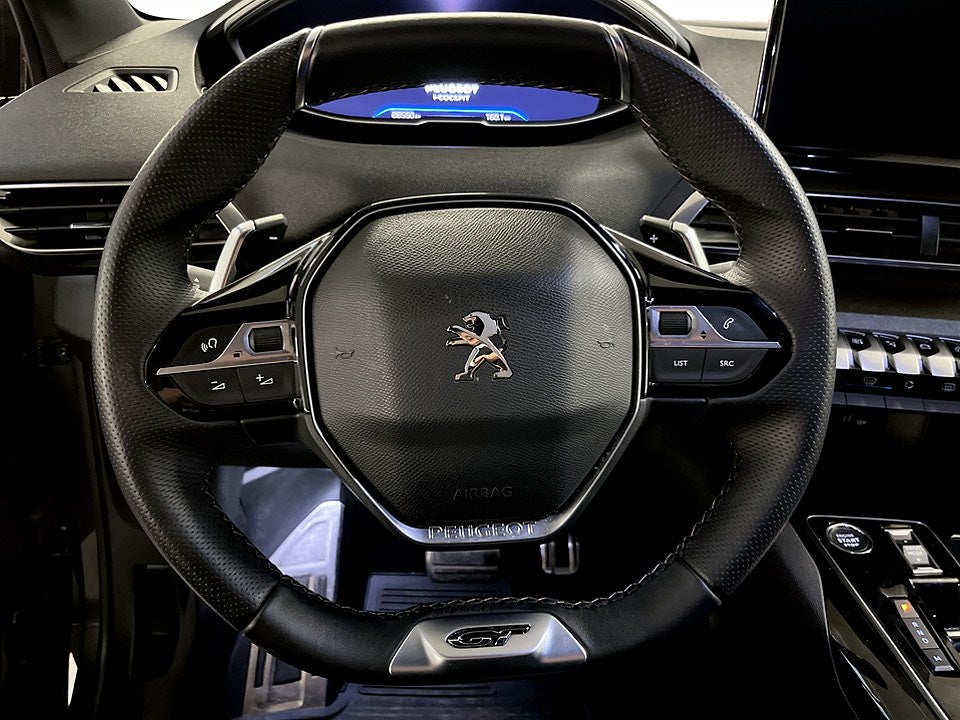 Bild på Peugeot 3008 GT 1.2 PT 130hk Aut - B-KAMERA,CARPLAY,NAVI