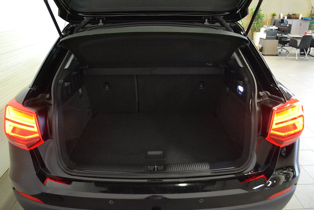 Audi Q2 30 TFSI 116hk Proline Dragkrok Parkeringsvärmare P-Sen 2020