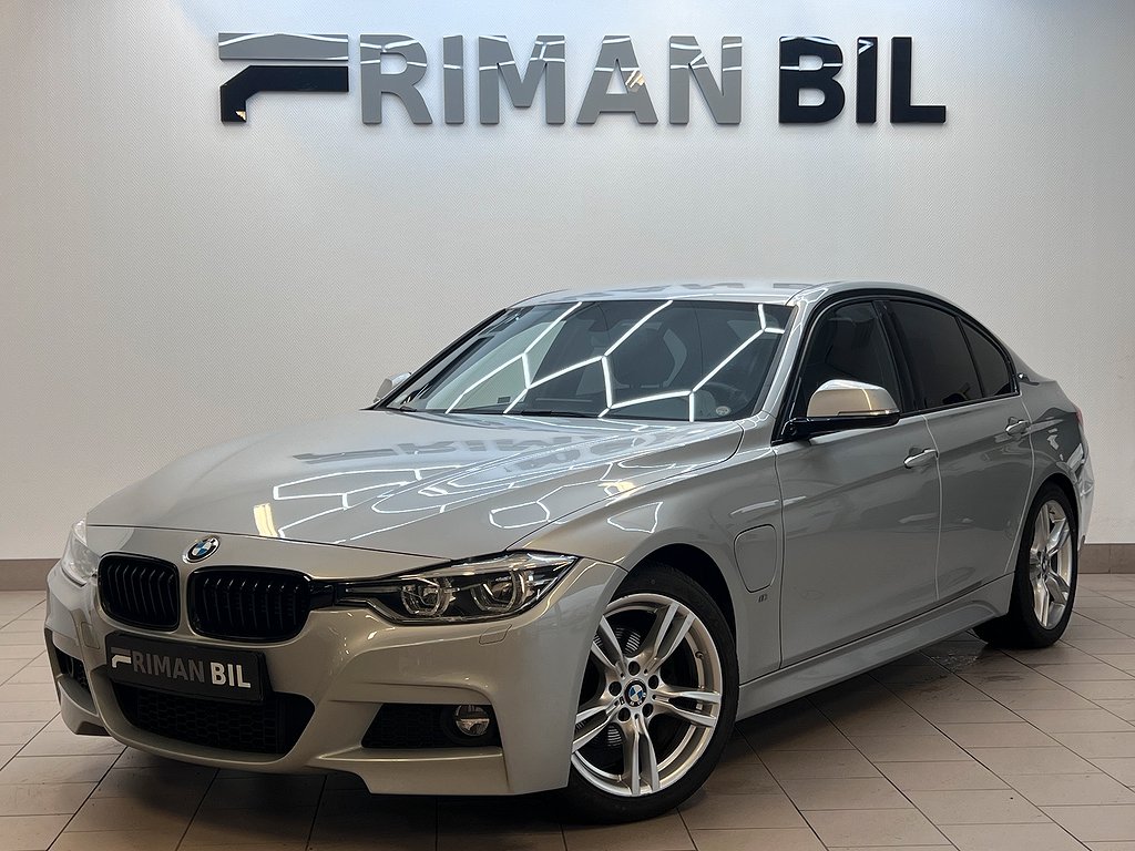 BMW 330e LCI M Sport Navigation Fullservad 252hk