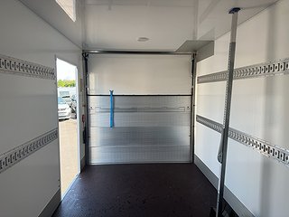 Transportbil - Skåp Mercedes-Benz Sprinter 29 av 30