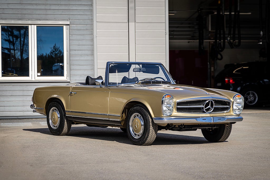 Mercedes-Benz 280 SL