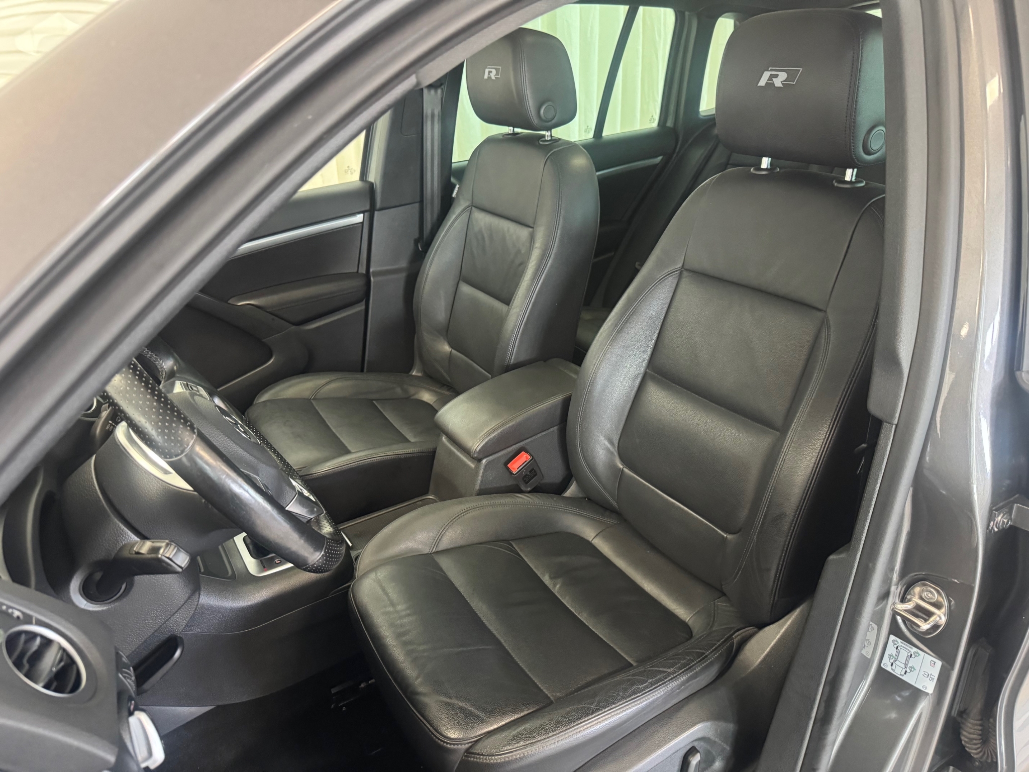 Volkswagen Tiguan 2016, bild 7/45
