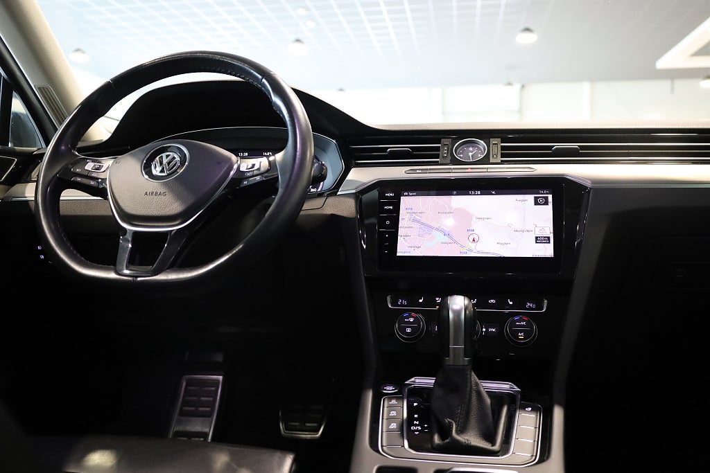 Volkswagen Passat Alltrack 2.0 TDI 240HK 4M Alltrack Cockpit Drag Navi Kamera