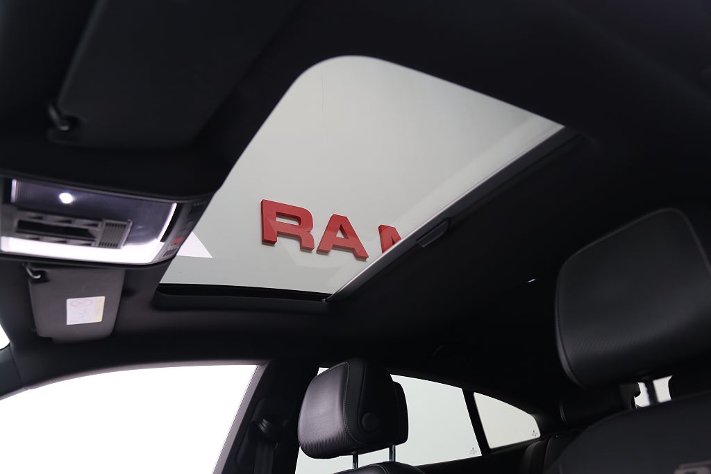 Volkswagen Arteon 2,0 TSI 280hk 4Motion GTR R-Line Pano 360-kam Drag Värm