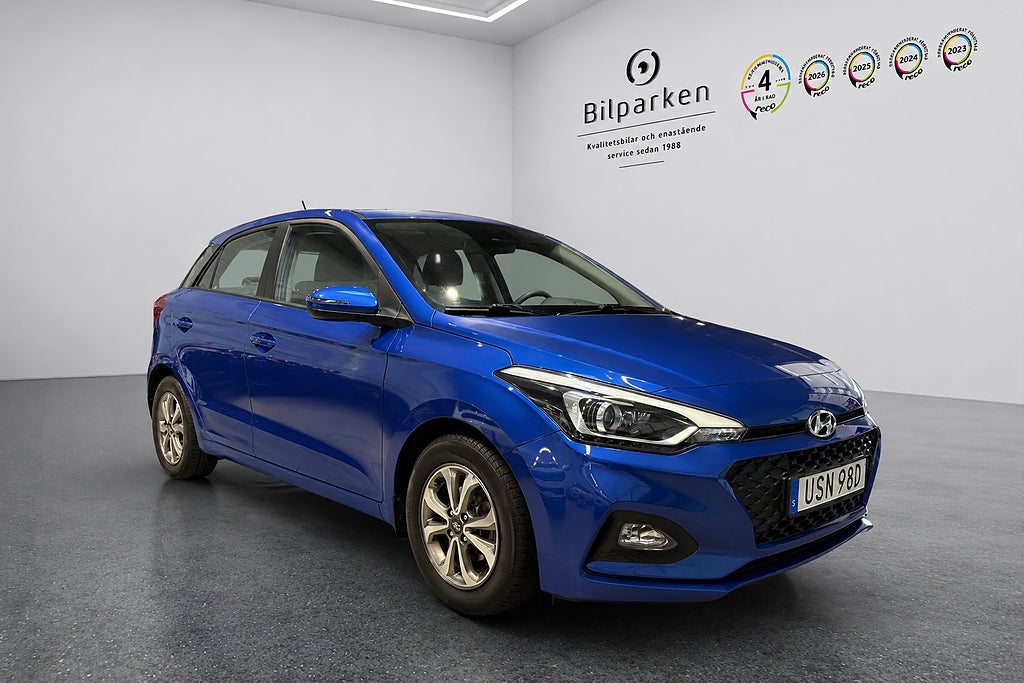 Hyundai i20 1.2 Premium | Kamera | CarPlay | 84hk
