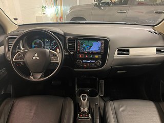 SUV Mitsubishi Outlander 14 av 22