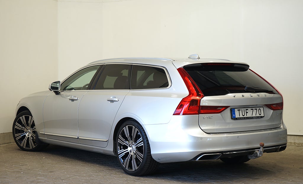 Volvo V90 T5 Inscription Automat Värmare 360° 250hk 4.99% Ränta