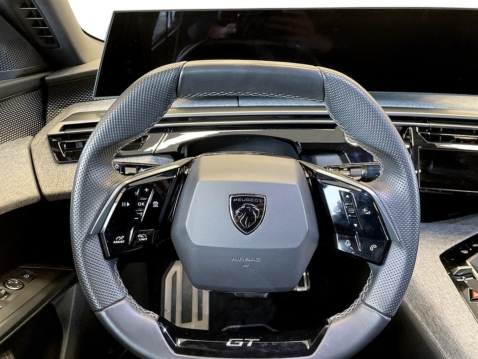 Bild på Peugeot E-3008 GT Ultimate - DEMO