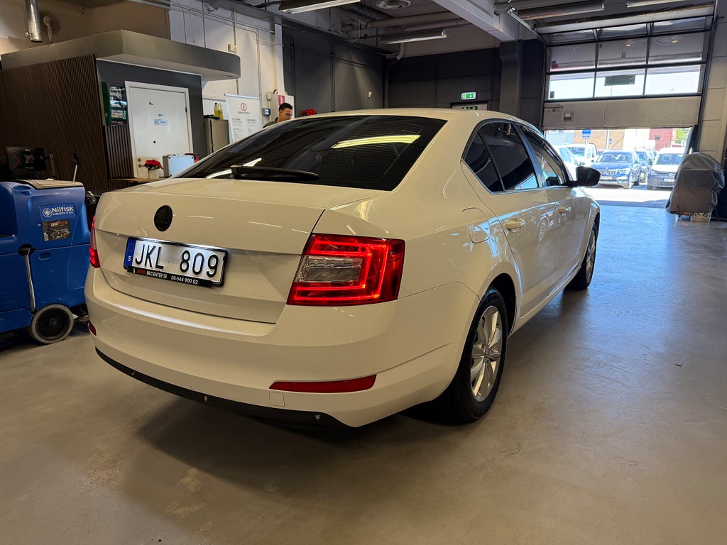 Skoda Octavia 2013 - miniatyr 5