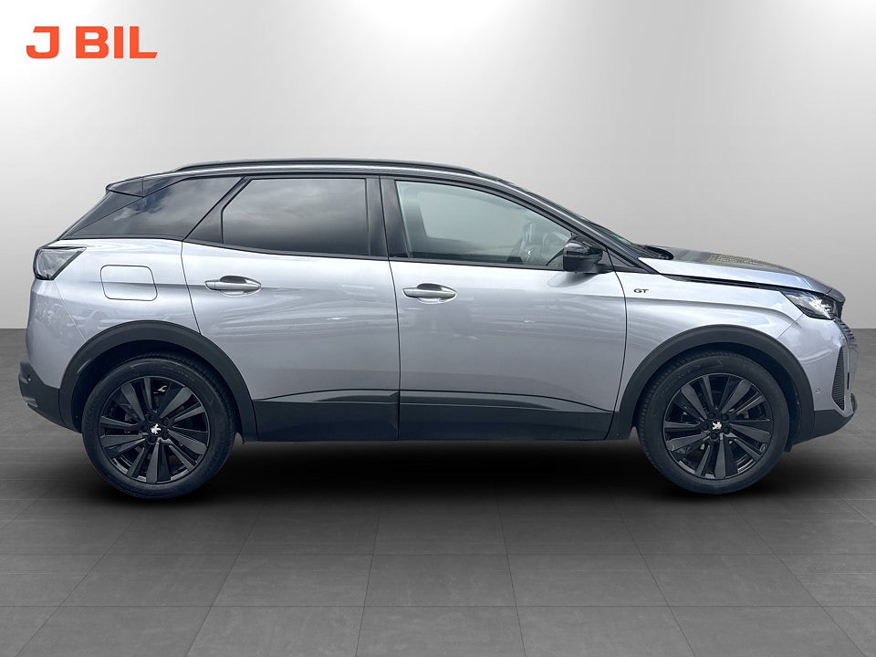 Bild på Peugeot 3008 GT Black Pack 1.2 PT 130hk Aut B-KAMERA CARPLAY