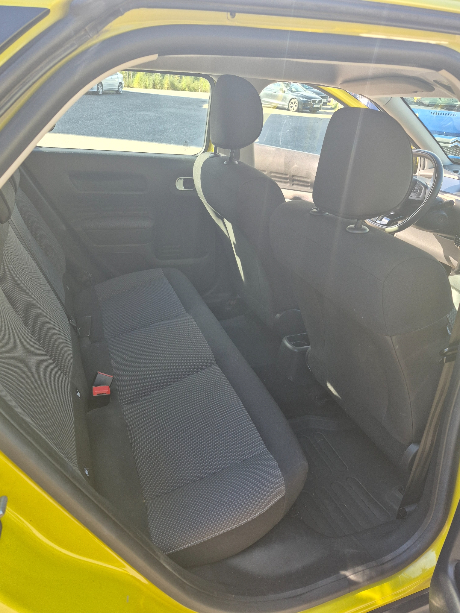 Citroen C4 Cactus 1.2 PureTech Euro 6 2016, kuva 7/10