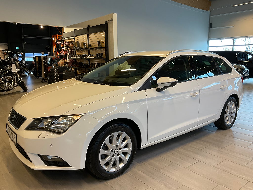 Seat Leon ST 1.2 TSI 110hk Style Farthållare S&V-Hjul 