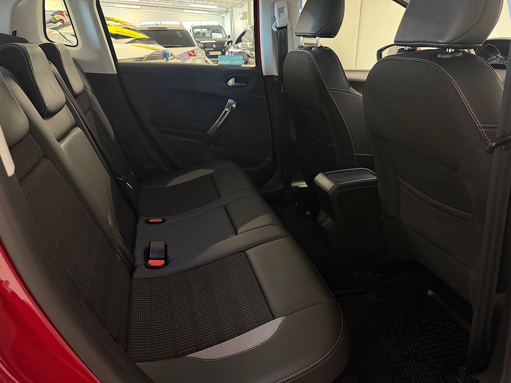 Peugeot 2008 2017 - miniatyr 11