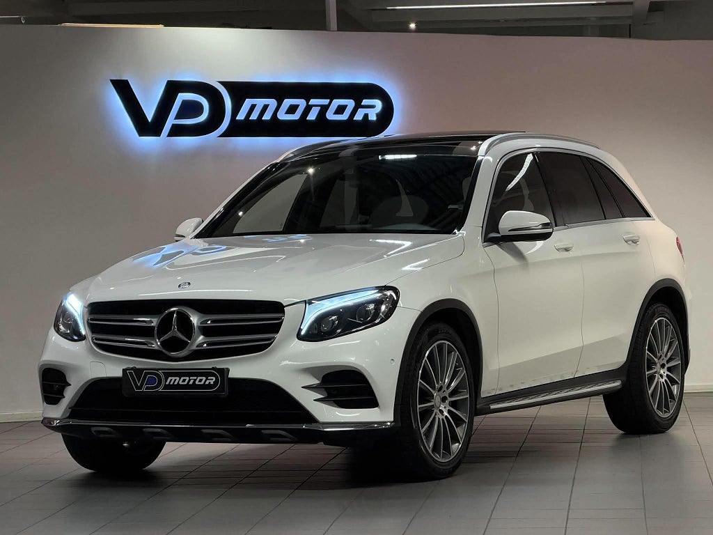 Mercedes-Benz GLC 220 d 4M AMG Pano Burmester Värmare B-kam Drag 170hk
