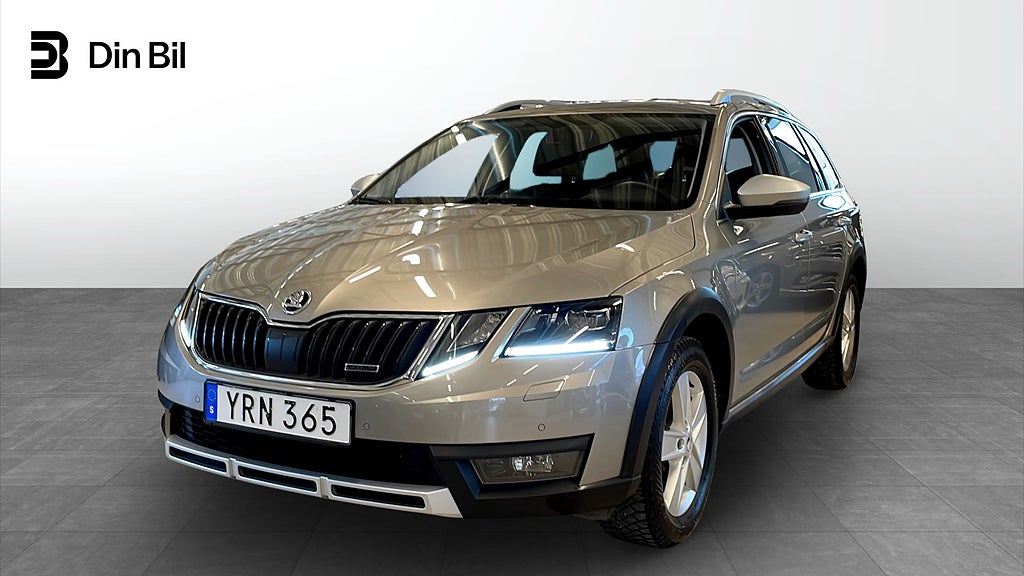 Skoda Octavia 4 X 4 1.8 TSI Premium Scout Drag Värmare B-Kam 180 hk