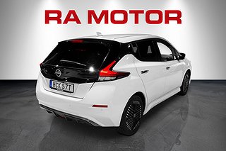 Halvkombi Nissan Leaf 4 av 21