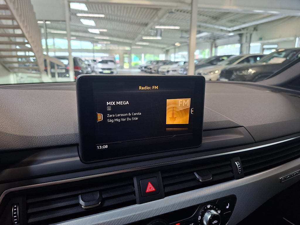 Audi A4 2017 - miniatyr 16