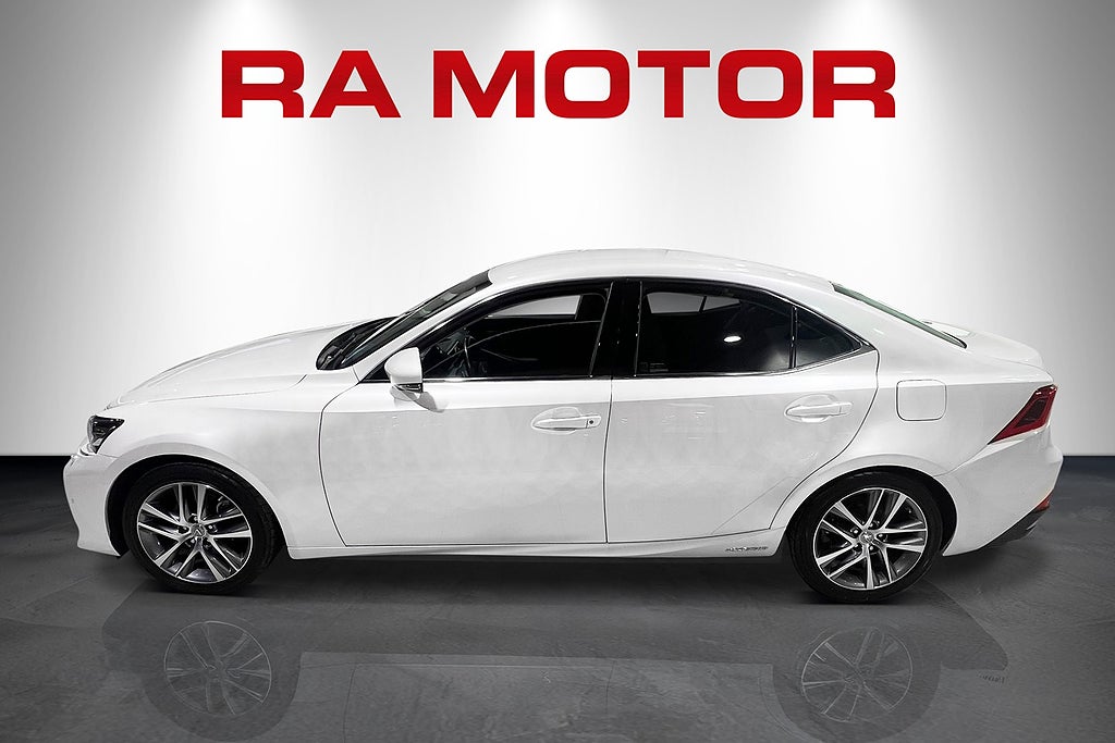 Lexus IS 300h Comfort  Hybrid 223hk | Backkamera | 2019