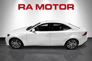 Sedan Lexus IS 7 av 23