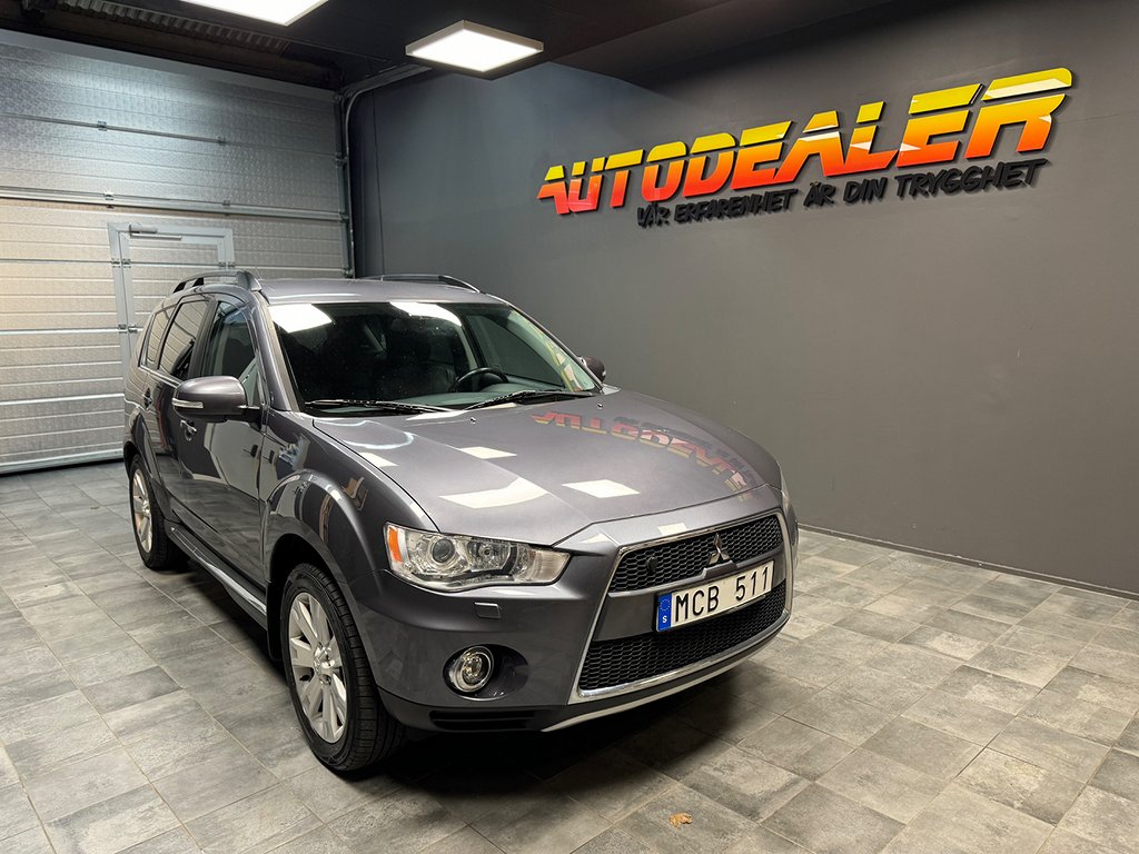 Mitsubishi Outlander 2.2 Di-D 4WD Sportronic Business 156hk 7 sits