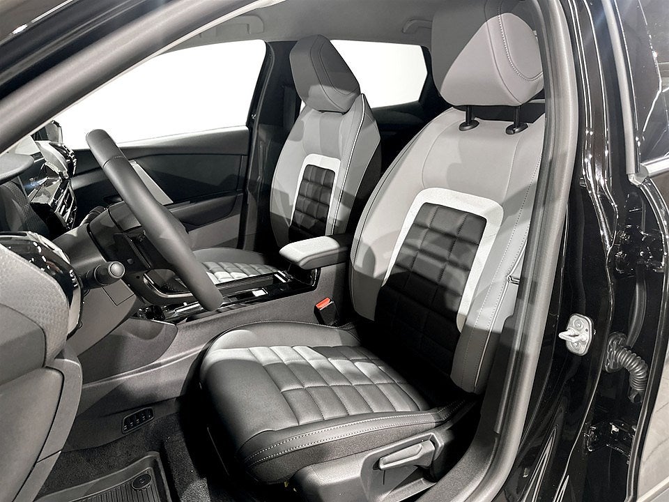 Bild på Citroën C4 X FL Max Hybrid 145hk Aut - OMGÅENDE LEVERANS!