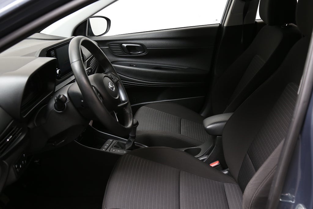 Hyundai i20 1,0 T-GDi 7DCT 100hk MHEV Essential CarPlay Kamera 2023