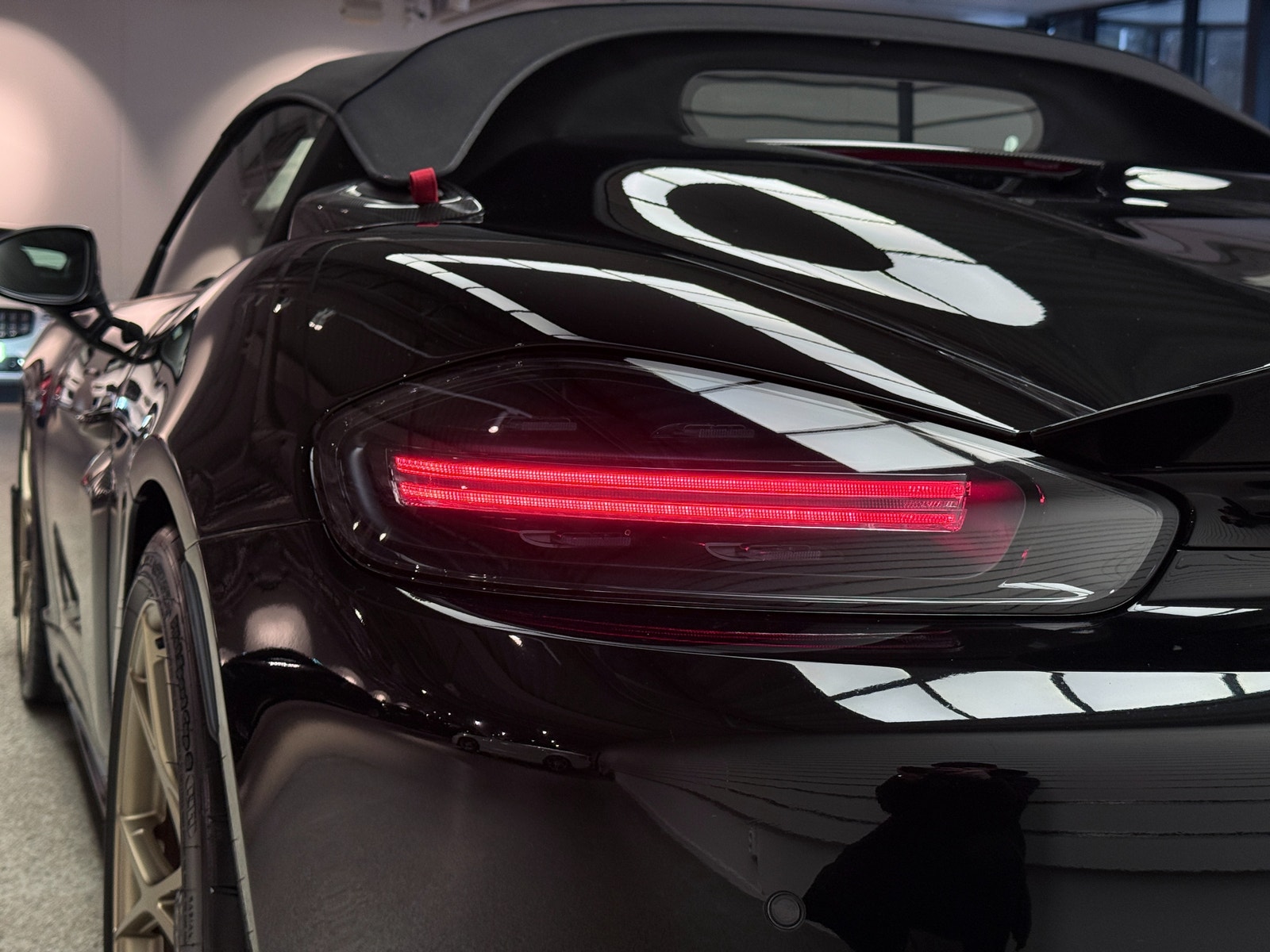 Porsche 718 Spyder RS 500hk | Weissach-paket | Se utrustning! 2024 - miniatyr 20