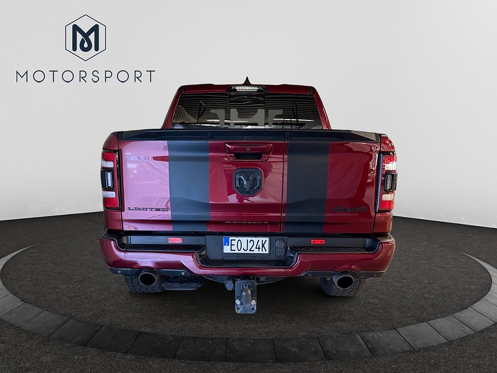 RAM 1500 Dubbelhytt 5.7 Limited Night Drag H/K Pano Luft MOMS bild 5