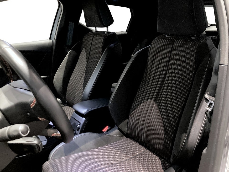 Bild på DS 3 Performance Crossback E-TENSE 136hk