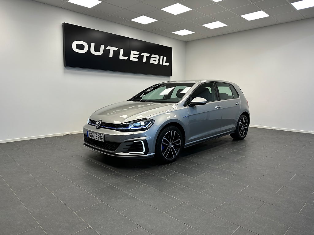Volkswagen Golf 1.4 TSI GTE Värmare Cockpit  Carplay 