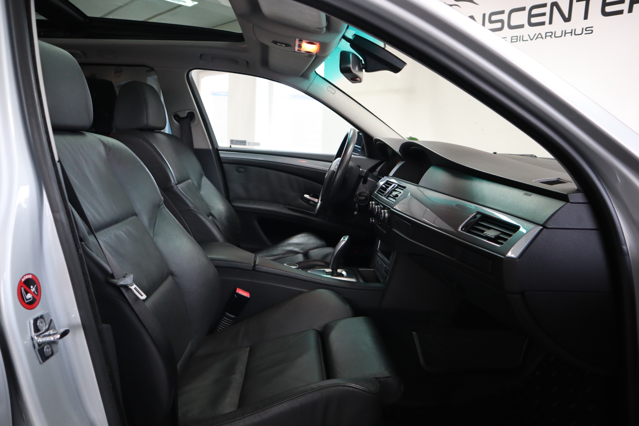 BMW 525 2007, bild 7/38