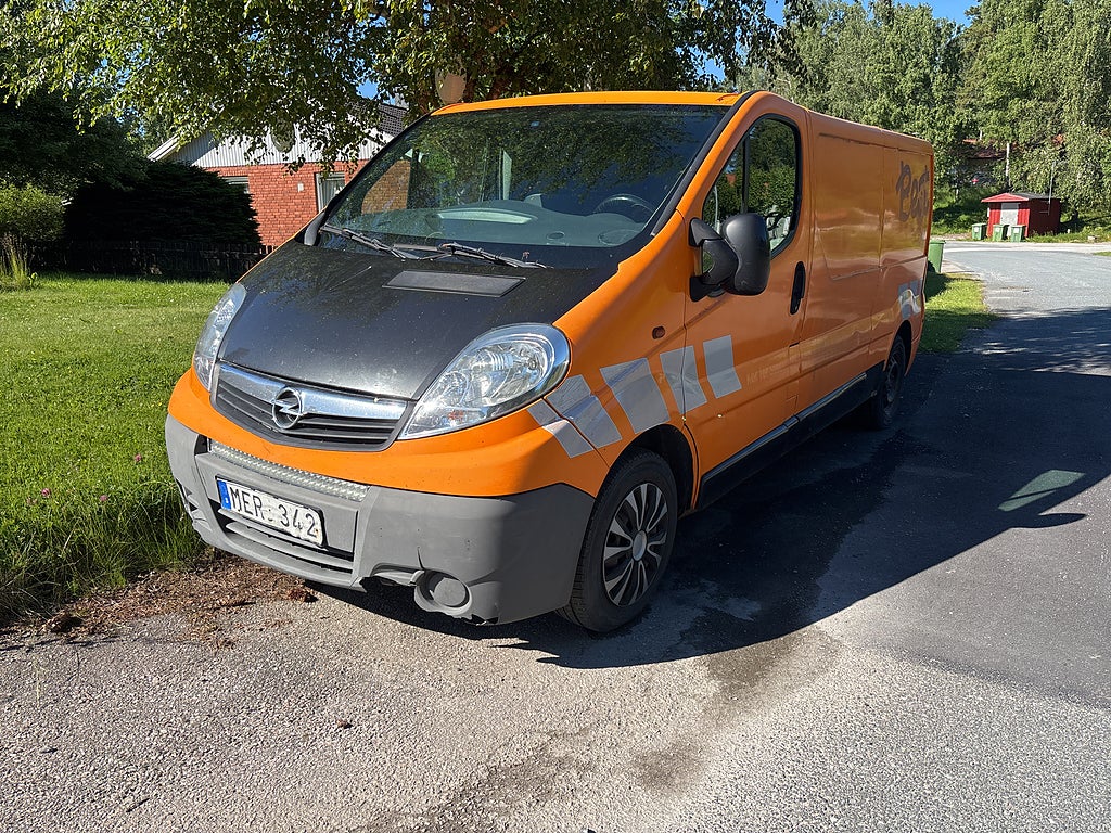 Opel Vivaro Skåpbil 2.9t