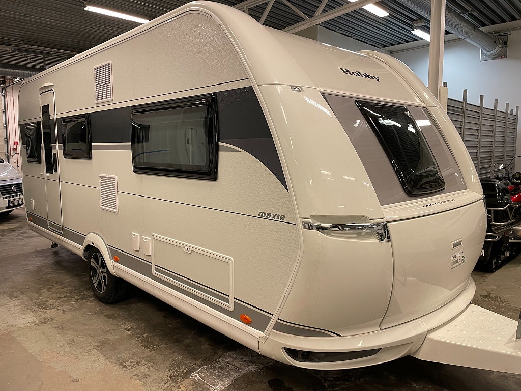 Hobby 495 UL Maxia Långbäddar Ihopbäddbara