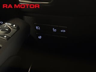 SUV Lexus NX 23 av 27