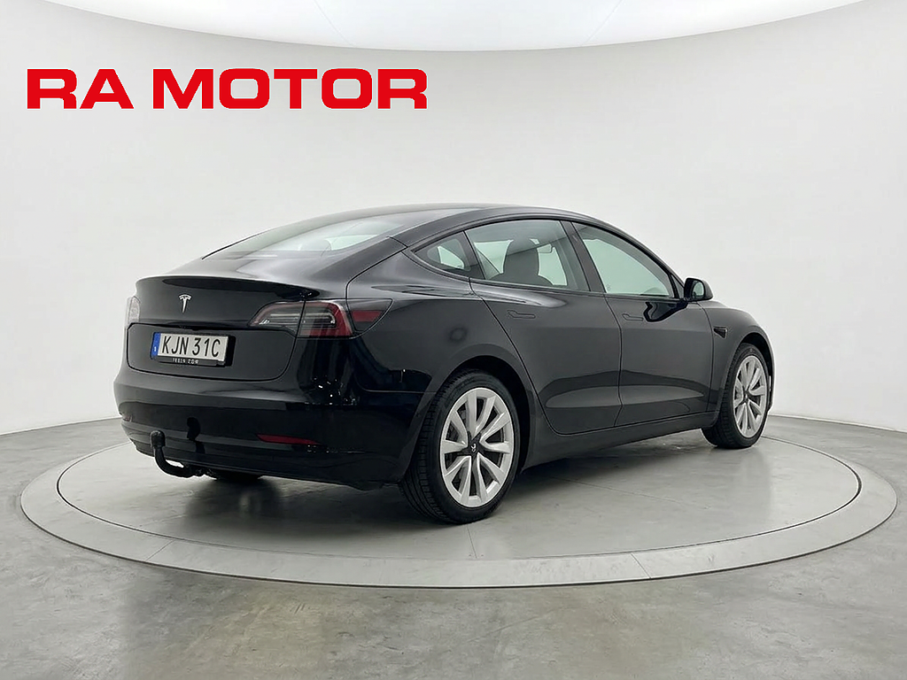 Tesla Model 3 Long Range 440hk AWD | Panorama | Dragkrok | 2021