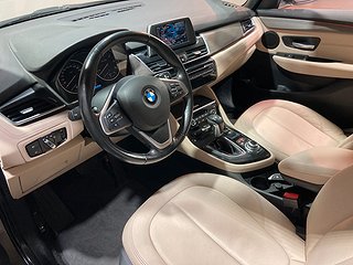 Kombi BMW 220 9 av 16