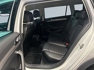 Volkswagen Passat Alltrack 2.0 TDI DPF 4Motion Drag/Kamera/D&M-Värm/Skinn/S&V-Däck – bild 13