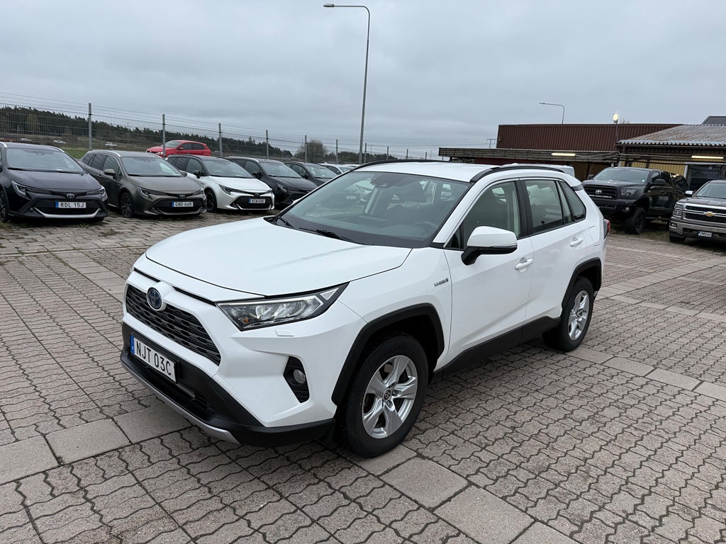 Toyota RAV4 2.5 HYBRID AUT AWD BACKKAMERA 2-ÅRS GARANTI