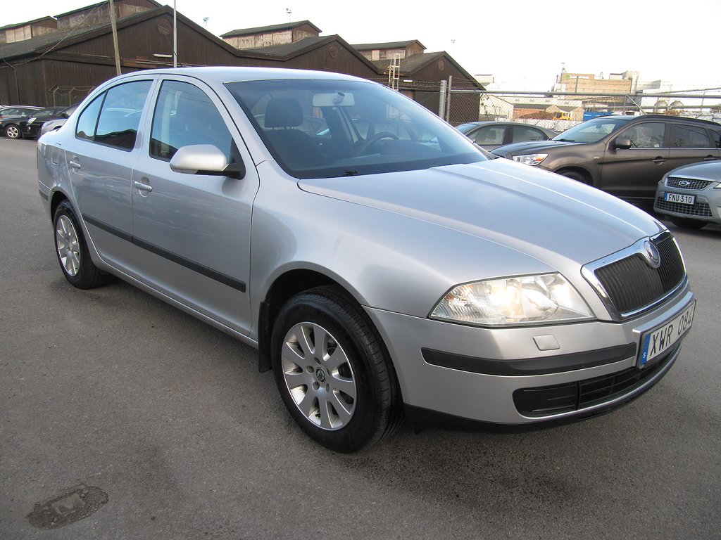 Skoda Octavia 1.6 MPI Euro 4 AC/SoVHjul/SERVAD-BESIKTAD