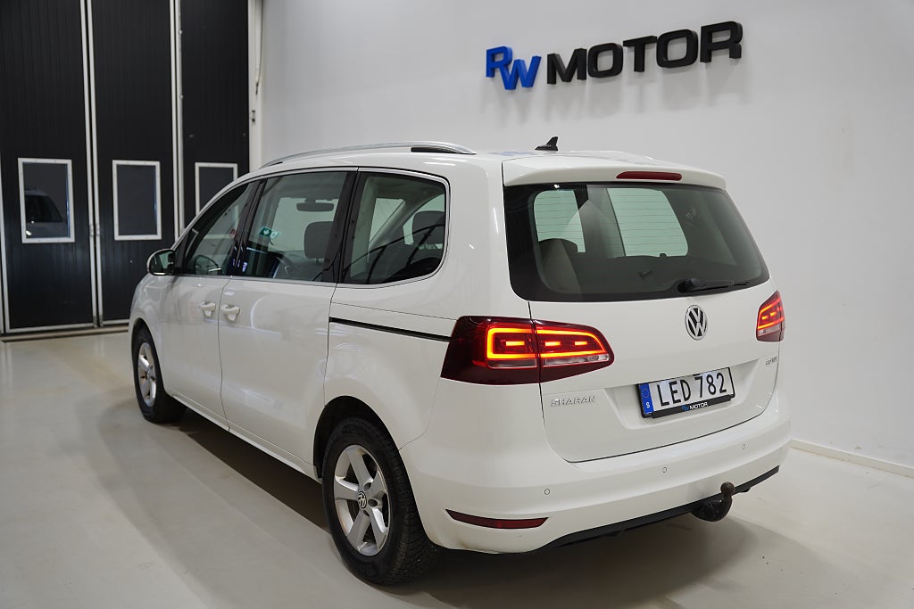 Volkswagen Sharan 2.0 TDI 4Motion150hk Base 7-sits Pano D-värm Drag B-kam