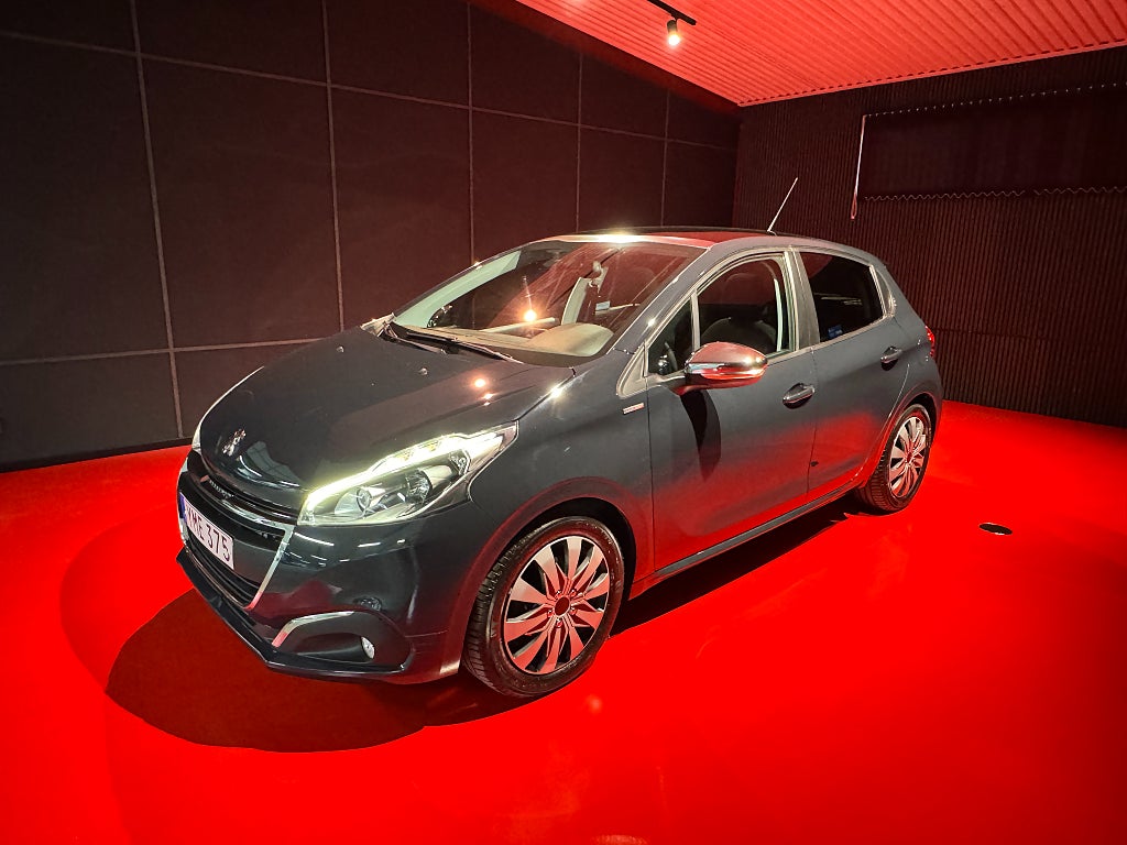 Peugeot 208 STYLE 5dr 1.2 P.Tech 82hk/Pano/2 ACC/PDC bak/B.T