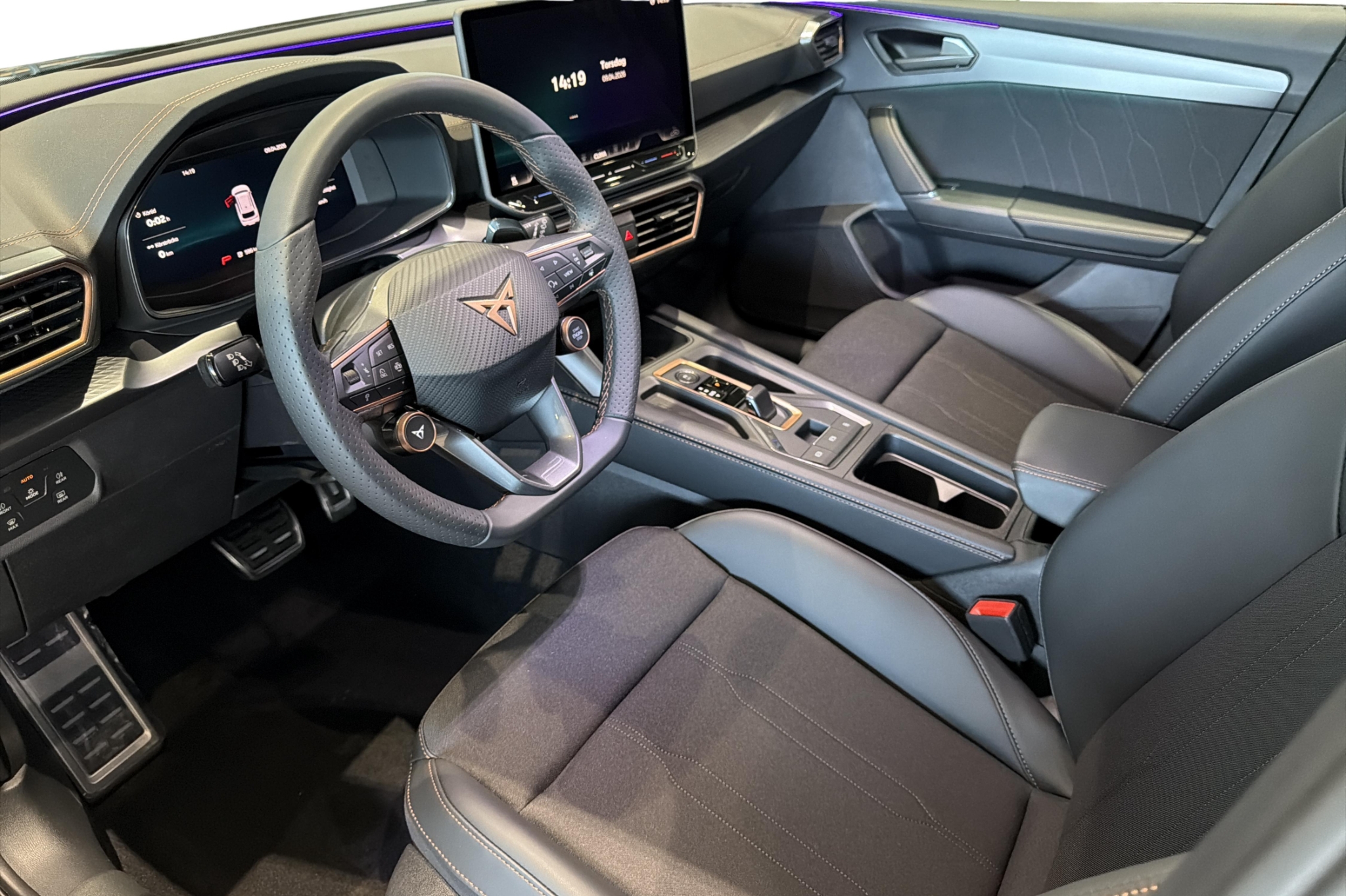 Cupra Leon SP 1.5 eTSI 150hk DSG 2026, photo 5/51