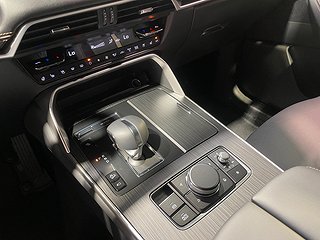 SUV Mazda CX-80 21 av 26