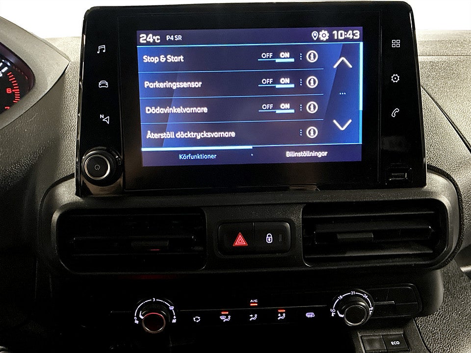 Bild på Peugeot Partner PRO 1.5 BHDi 130hk Aut L2 CARPLAY P-SENSORER