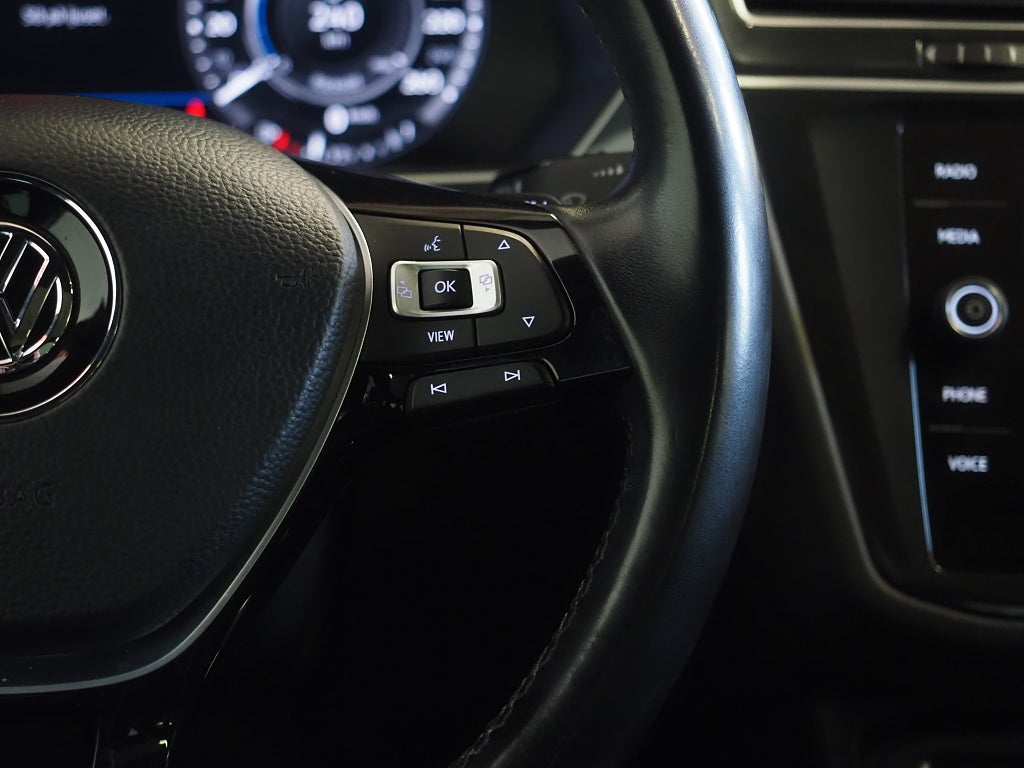 Volkswagen Tiguan TDI 190hk GT 4M R-Line |Drag|D-värm|Pano|Cockpit| 2019