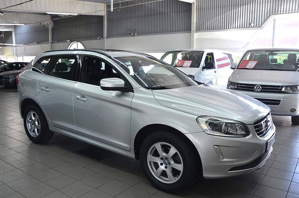 Volvo XC60 D4 190hk Classic Momentum Panorama