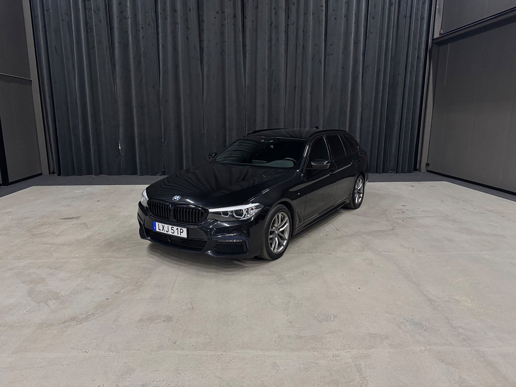 BMW 520d xDrive M Sport 3,99%|Värm|Kam|Adaptiv|Nav|Drag